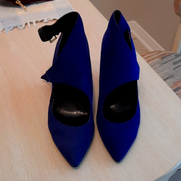 Nine West blue suede shoes - Picture 1 of 12